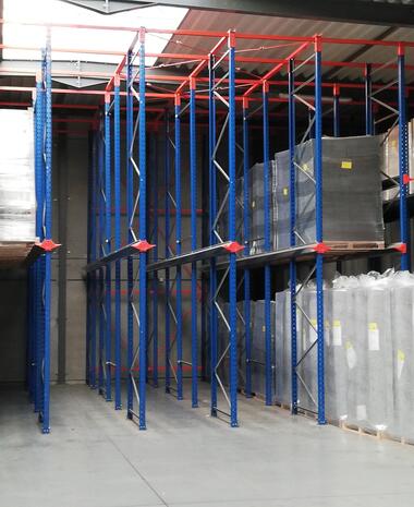 Magazijn bij SVtransporten